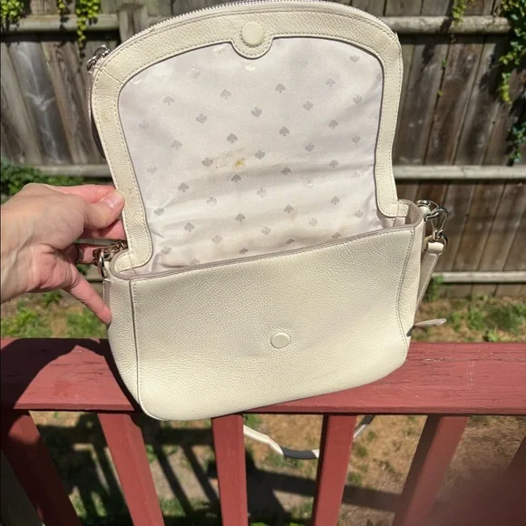 Kate Spade Run Around Large Flap Crossbody with Bonus Shoulder Stap. - Picture 6 of 12